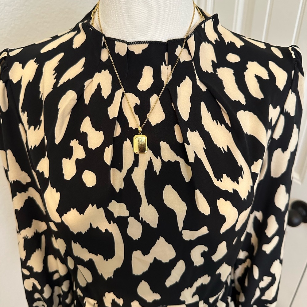 Elegant Long Sleeve Black and Cream Dress